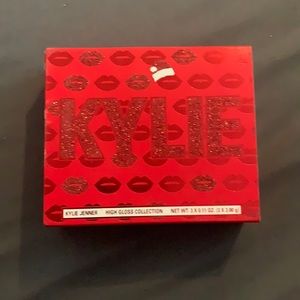 kylie cosmetics-high gloss collection